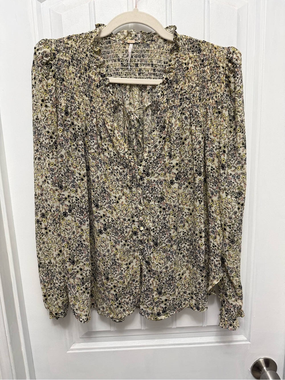 Free People Lela Blouse Womens M Floral Ruffled Neck Long Sleeve Cuff (1-4)